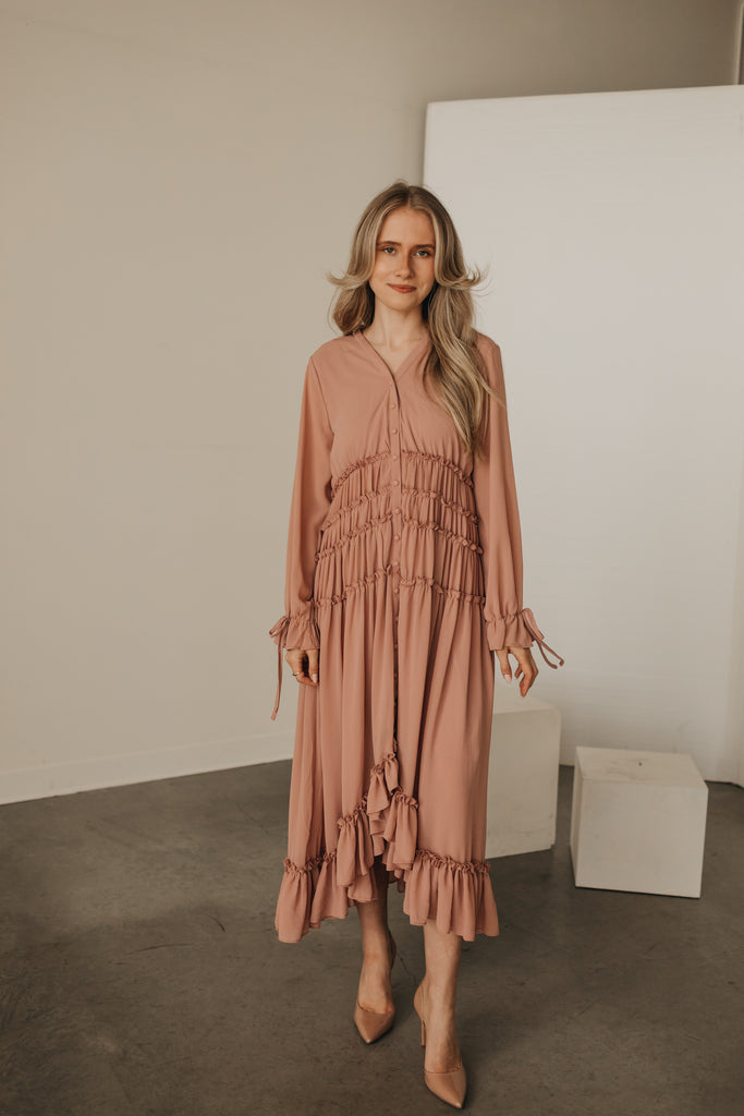 Joselyn Ruched Dress in Pink
