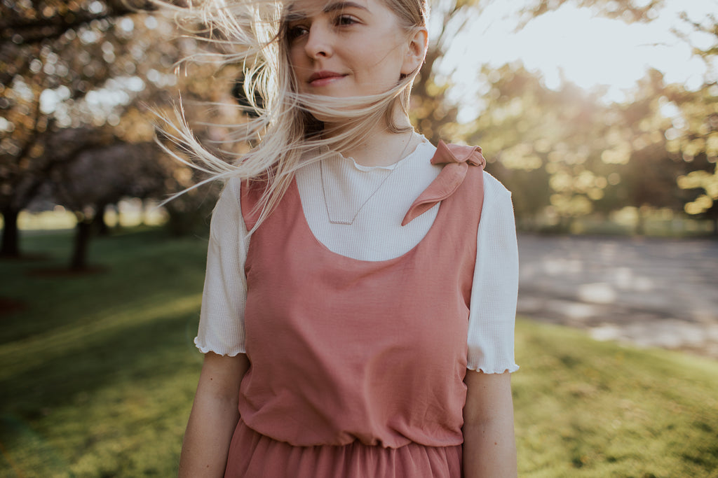 Darcy Shoulder Tie Dress in Mauve